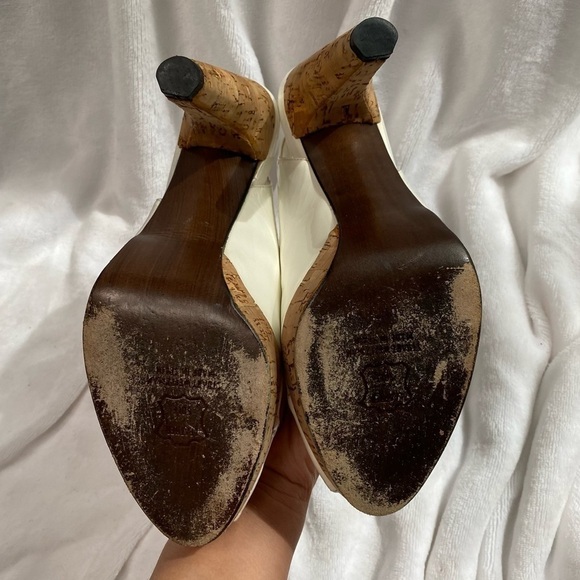 Stuart Weitzman white patent leather sling back peep toe with cork heel size 8 - Picture 14 of 15